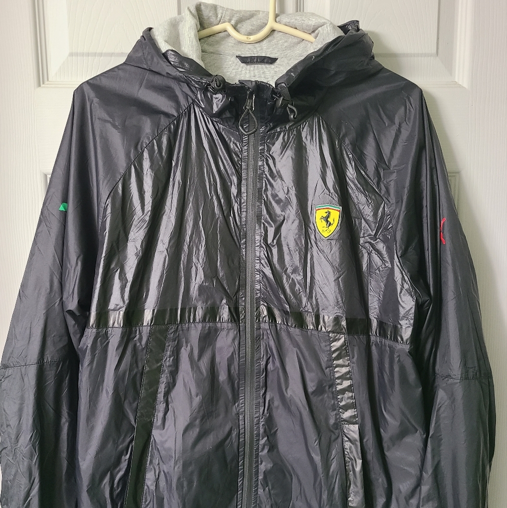 Puma lightweight zip up hood jacket